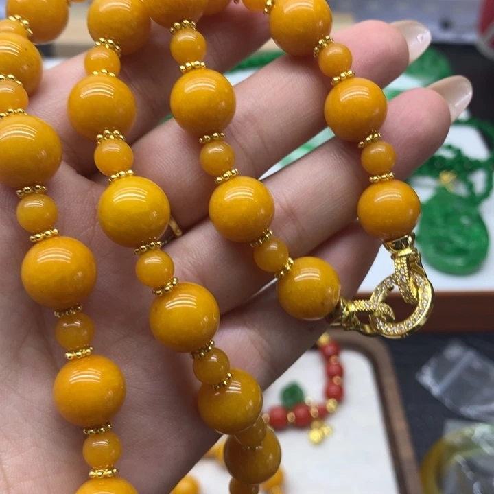 翡翠未镶嵌颈饰吊坠