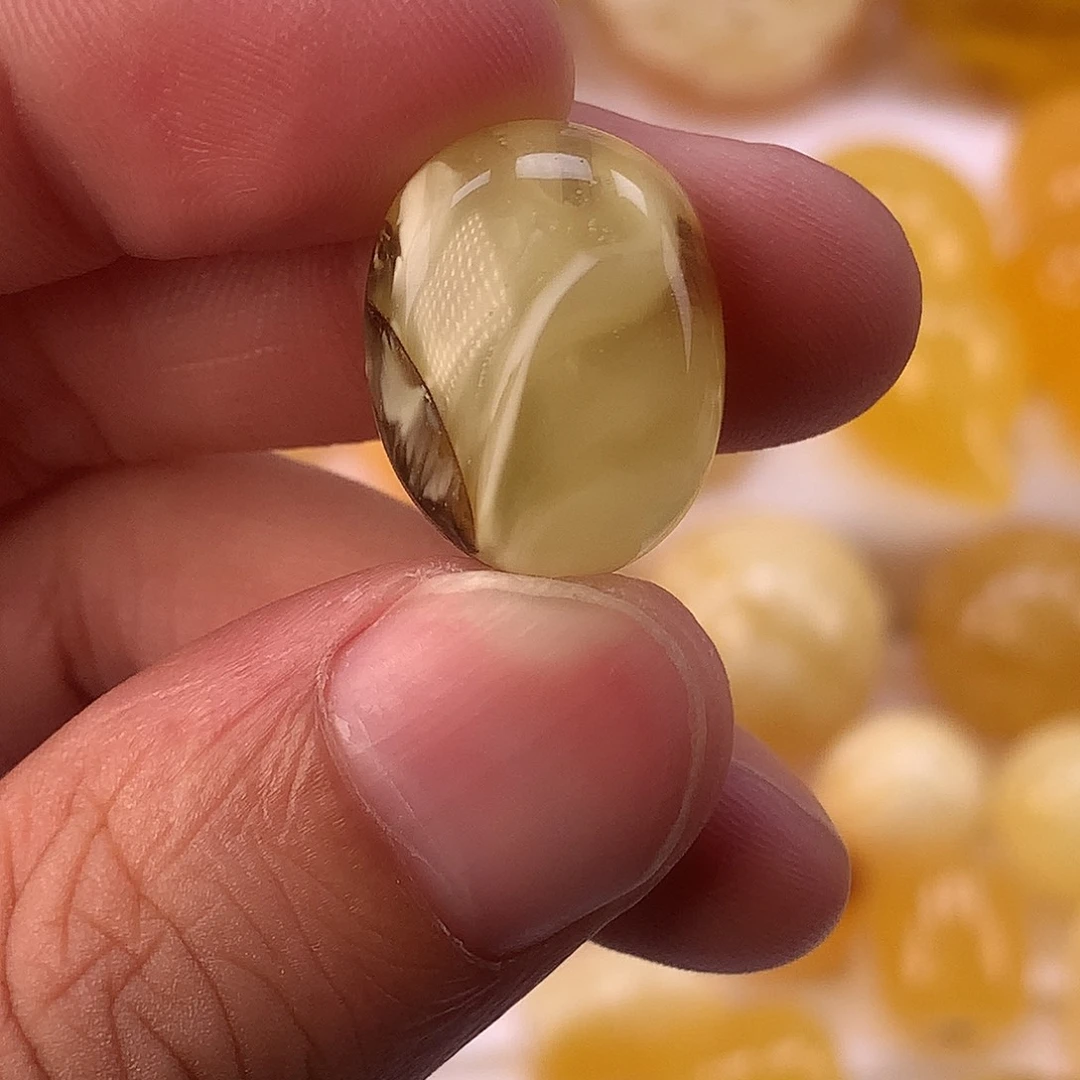 未镶嵌琥珀裸石扁体珠