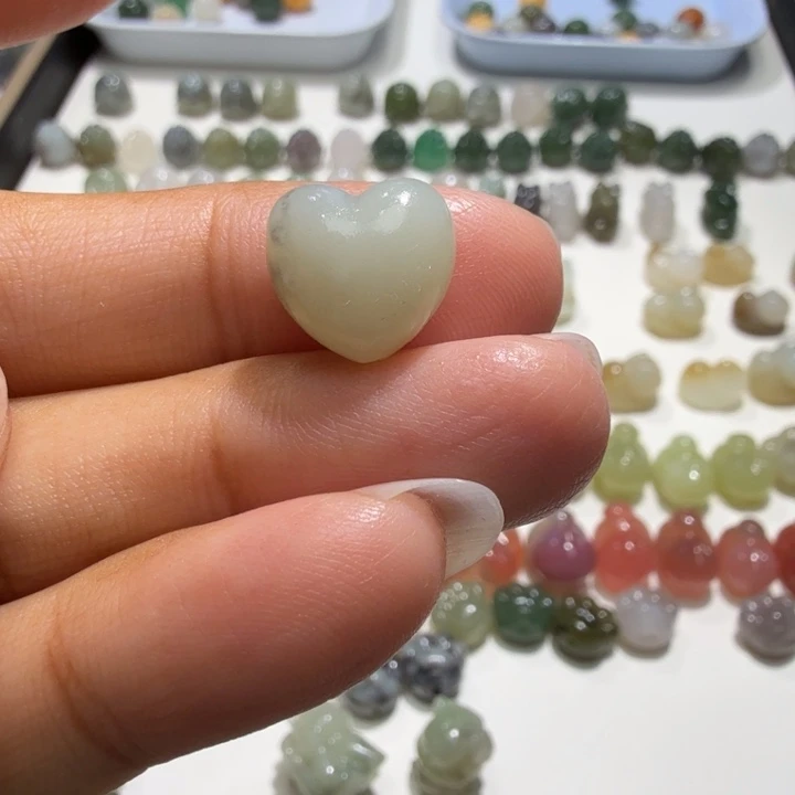 未镶嵌和田玉珠宝半成品