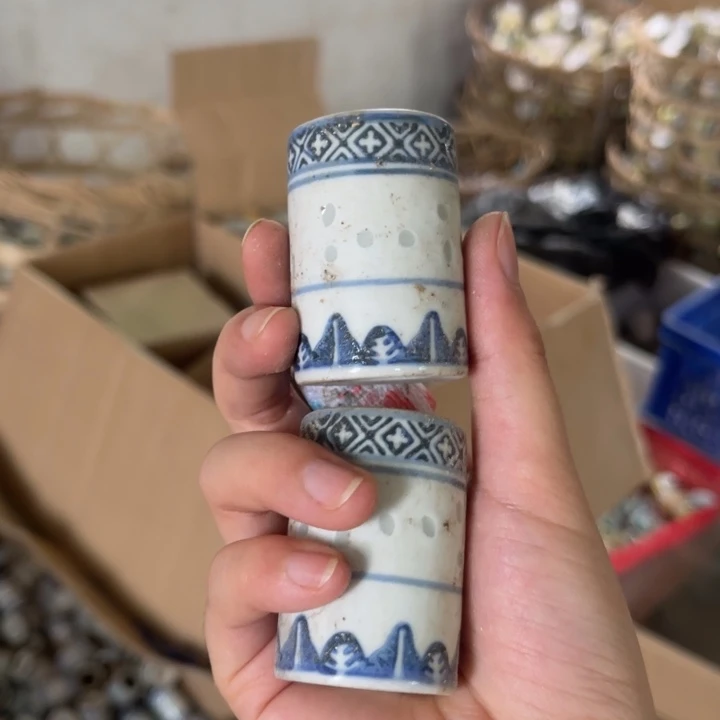 摆件怀旧瓷器，默认微瑕，介意勿拍