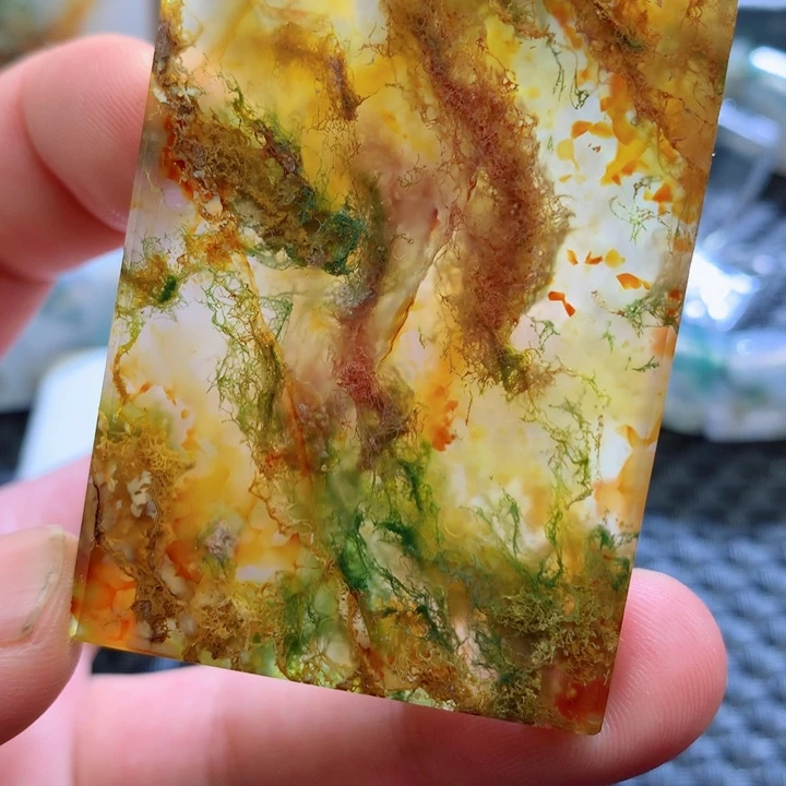 未镶嵌颈饰玛瑙/玉髓蓝****吗