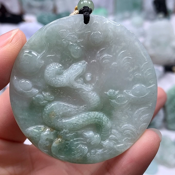 翡翠未镶嵌颈饰蛇牌福利有棉感福利