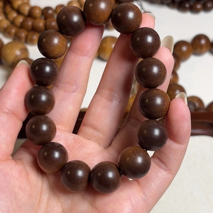 云***遥檀香木1.5老山檀黑肉奶香奶甜