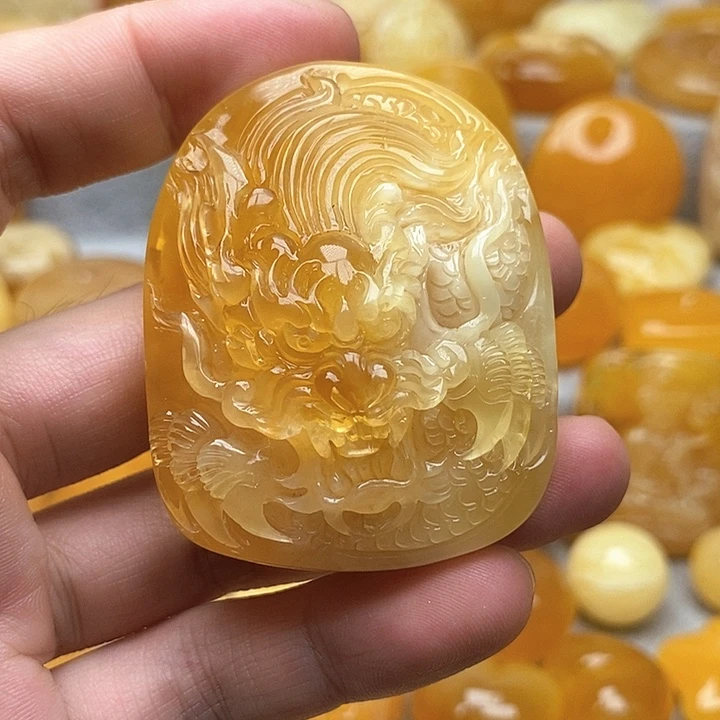 未镶嵌颈饰琥珀琥珀蜜蜡吊坠