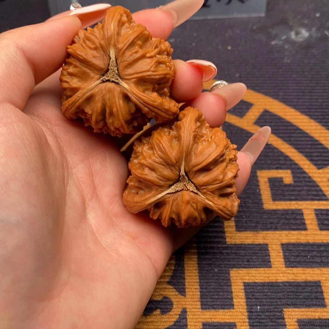 骑***!吊坠文玩核桃白狮子