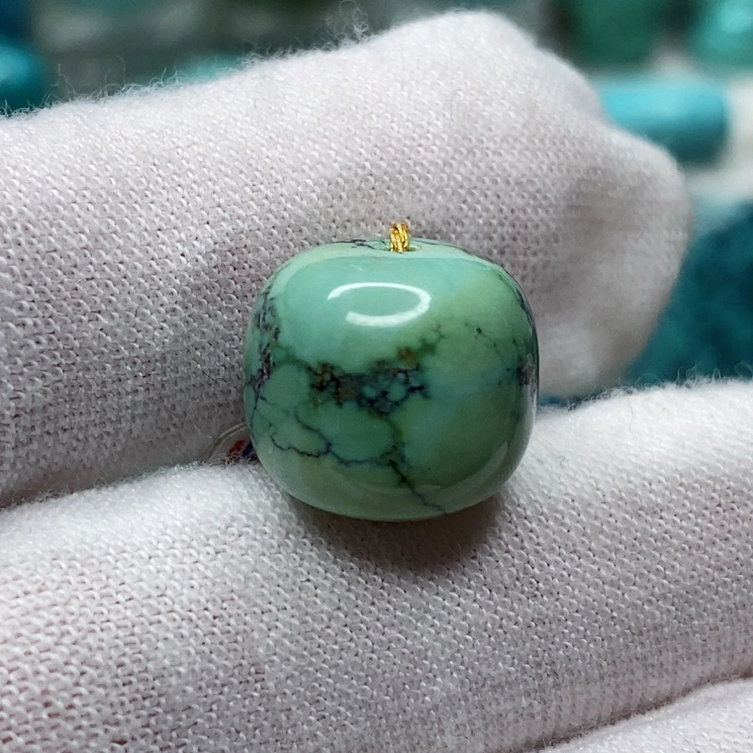 绿松石未镶嵌天然原矿 带武汉地大证书