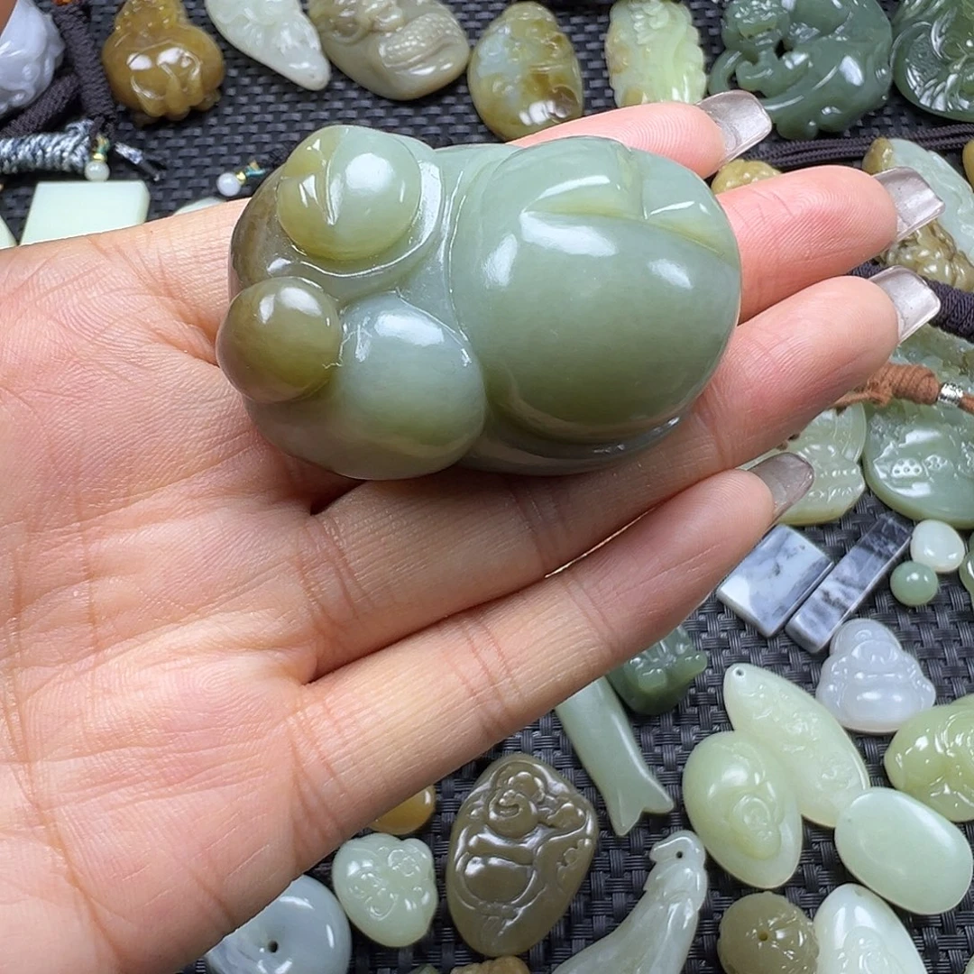 和田玉未镶嵌吊坠(不含链)