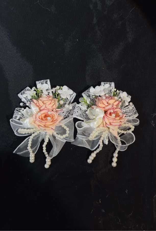 新款新娘新郎长辈一对胸花