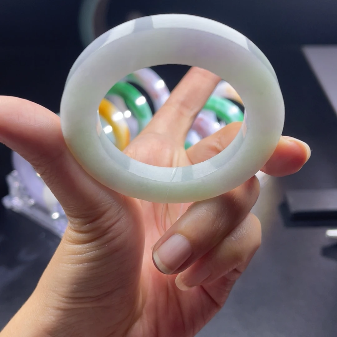 定制翡翠未镶嵌天然翡翠A货手镯