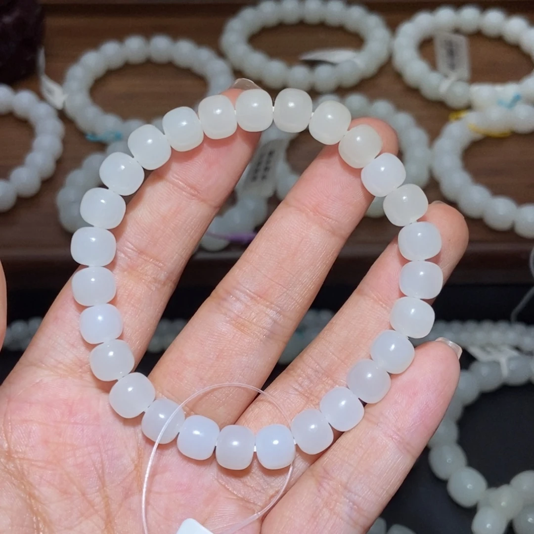 和田玉未镶嵌手串老型卡8