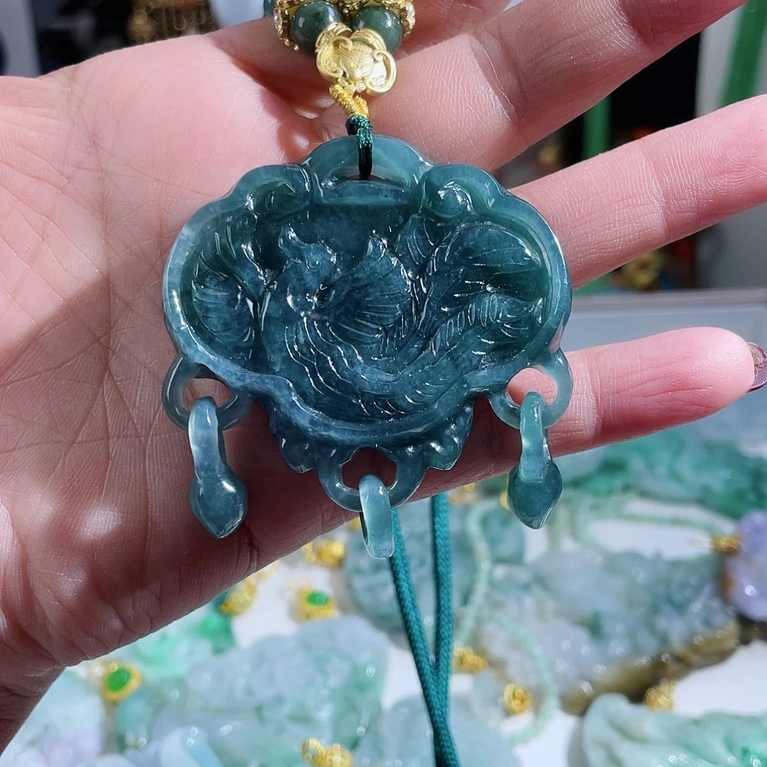 翡翠颈饰未镶嵌翡翠蓝水龙凤锁