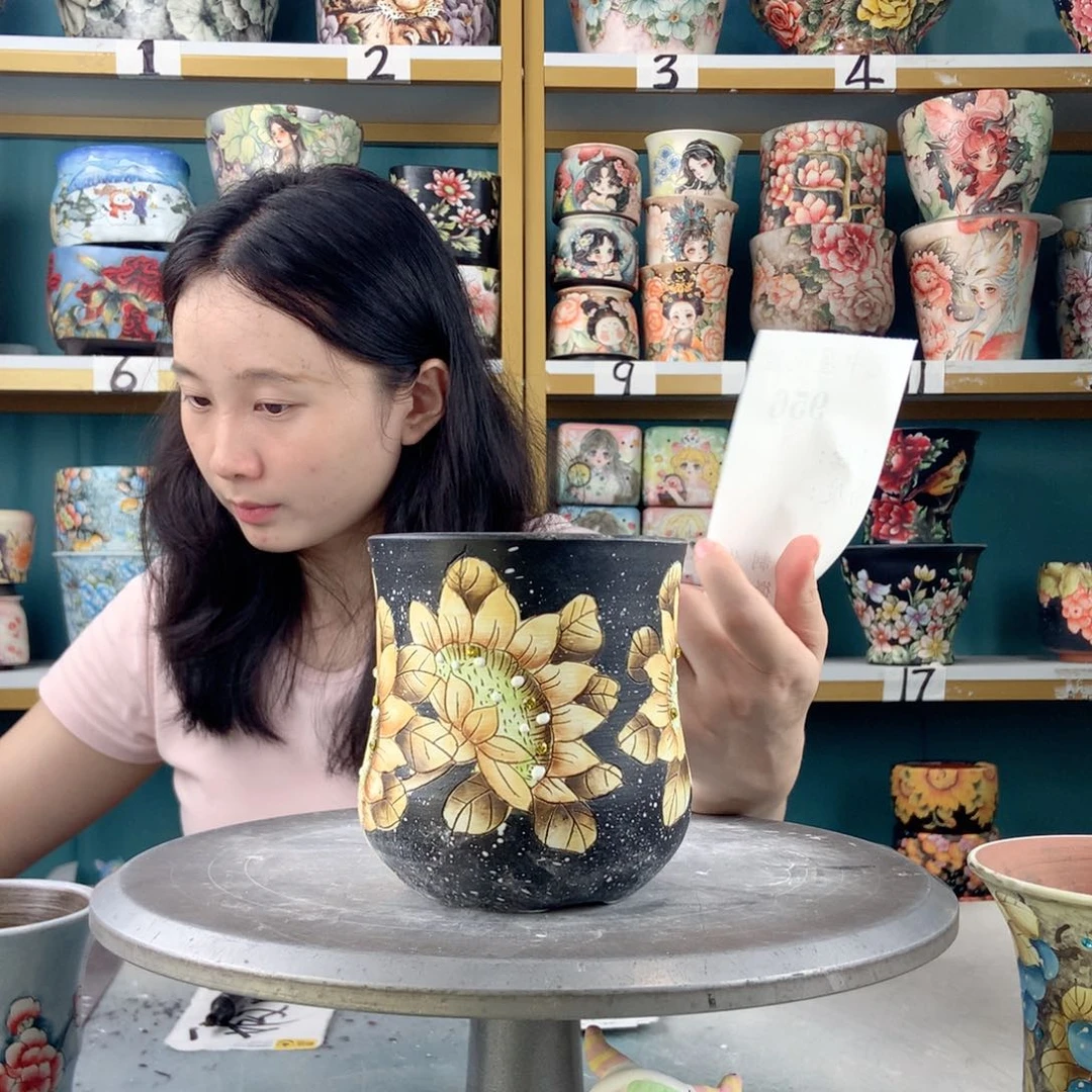 景德镇手工花盆956