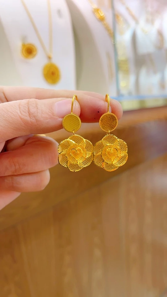 足金耳环6.06克（730/克）