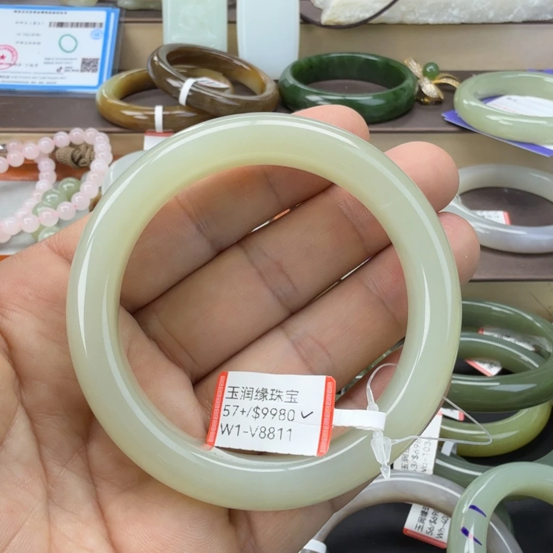 和田玉（糖玉）未镶嵌手链