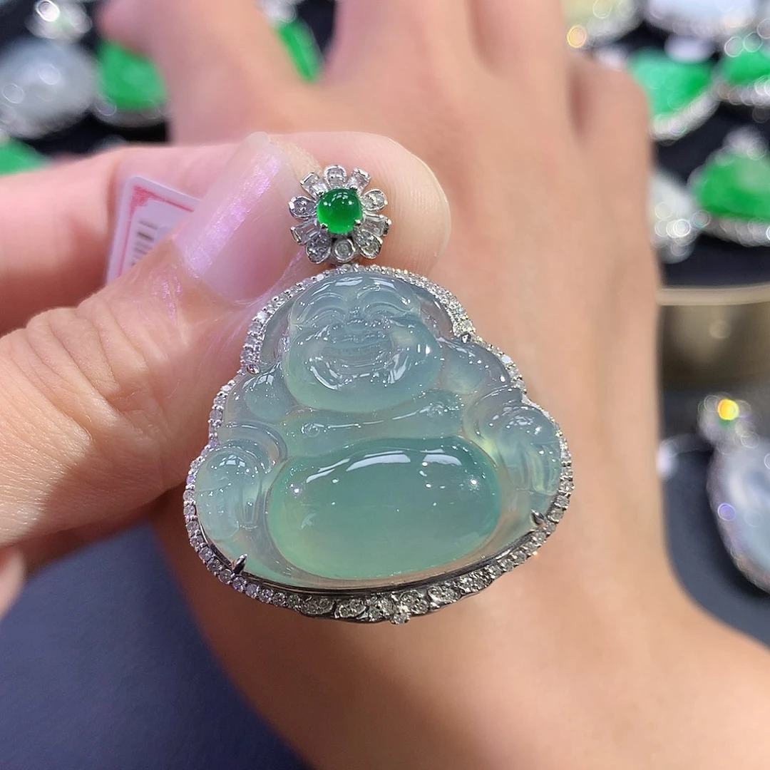 翡翠18K金镶嵌吊坠(赠链)