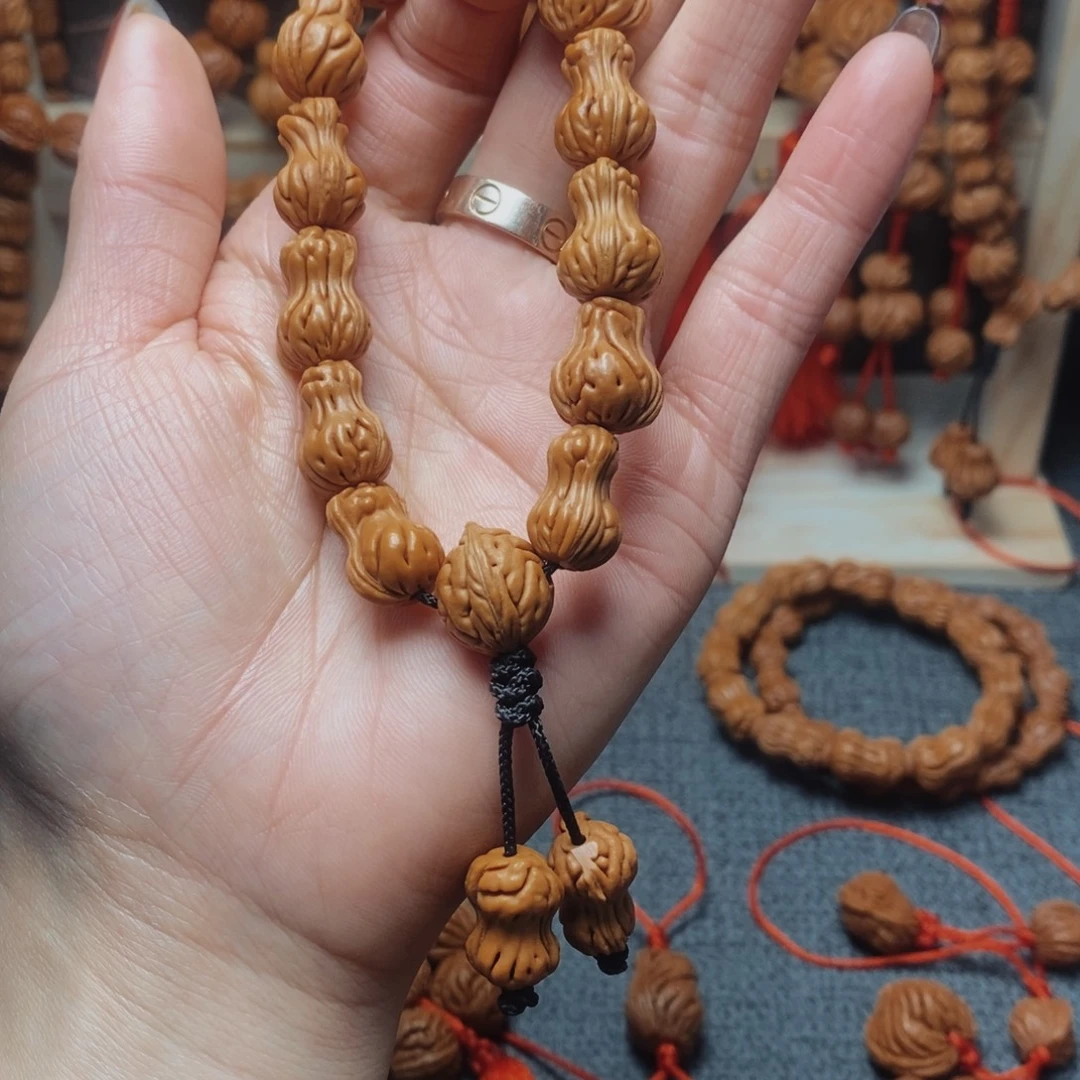 吊坠桃核龙纹桃枭