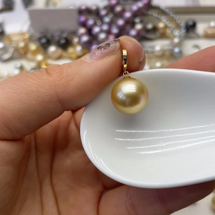 海水珍珠吊坠(不含链)18K金镶嵌