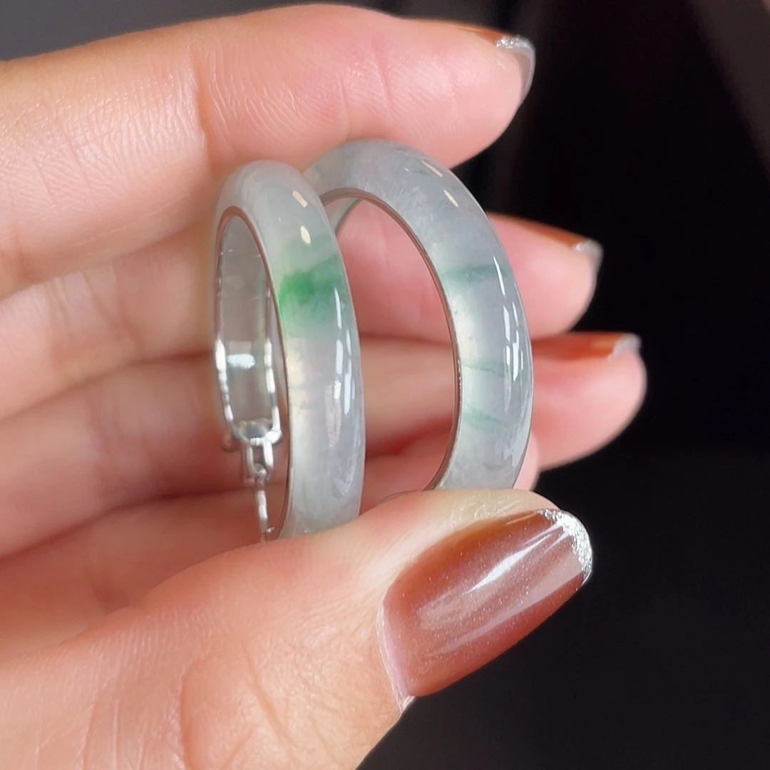 翡翠18K金镶嵌耳饰