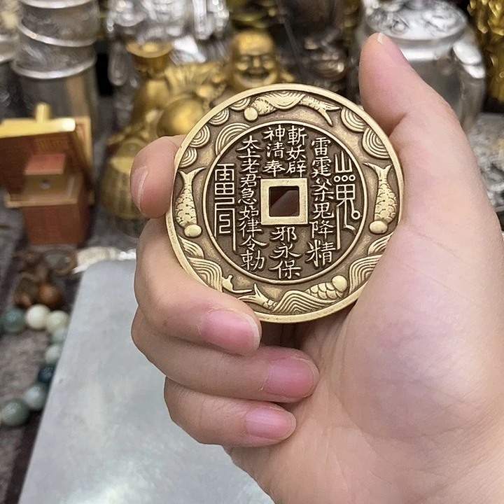 铜器工艺品一个一个