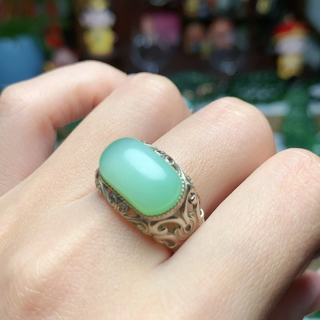 未镶嵌戒指和田玉（碧玉）