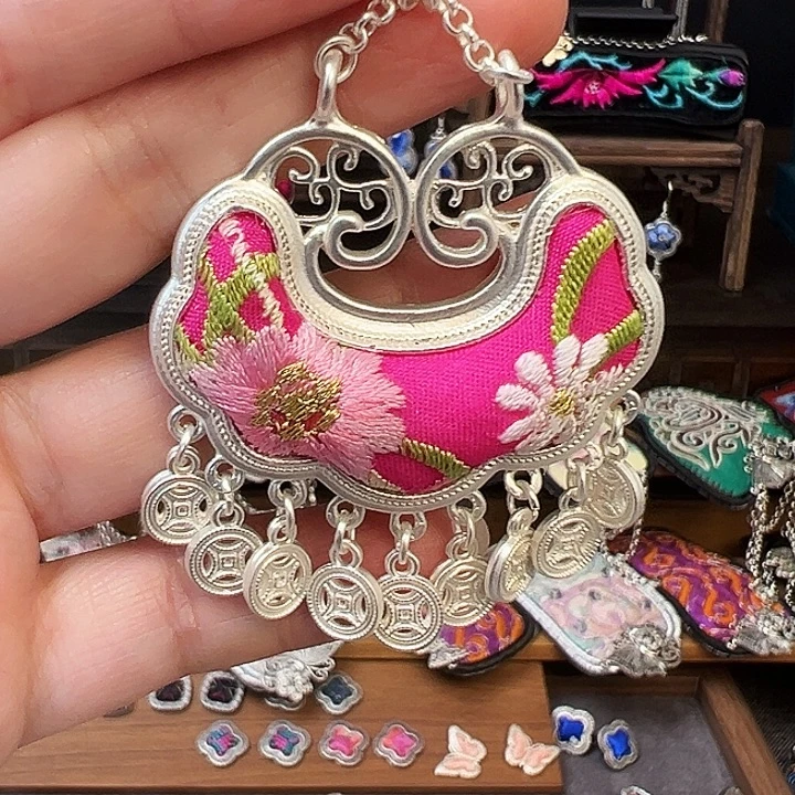 织绣手工刺绣工艺品