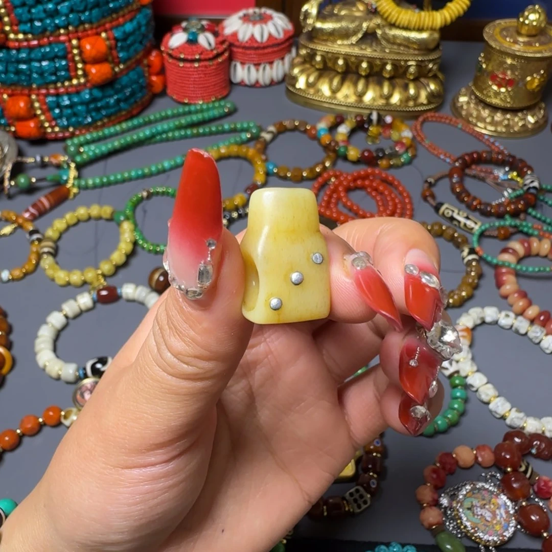 酒****丶吊坠吊坠新吊坠吊坠吊坠