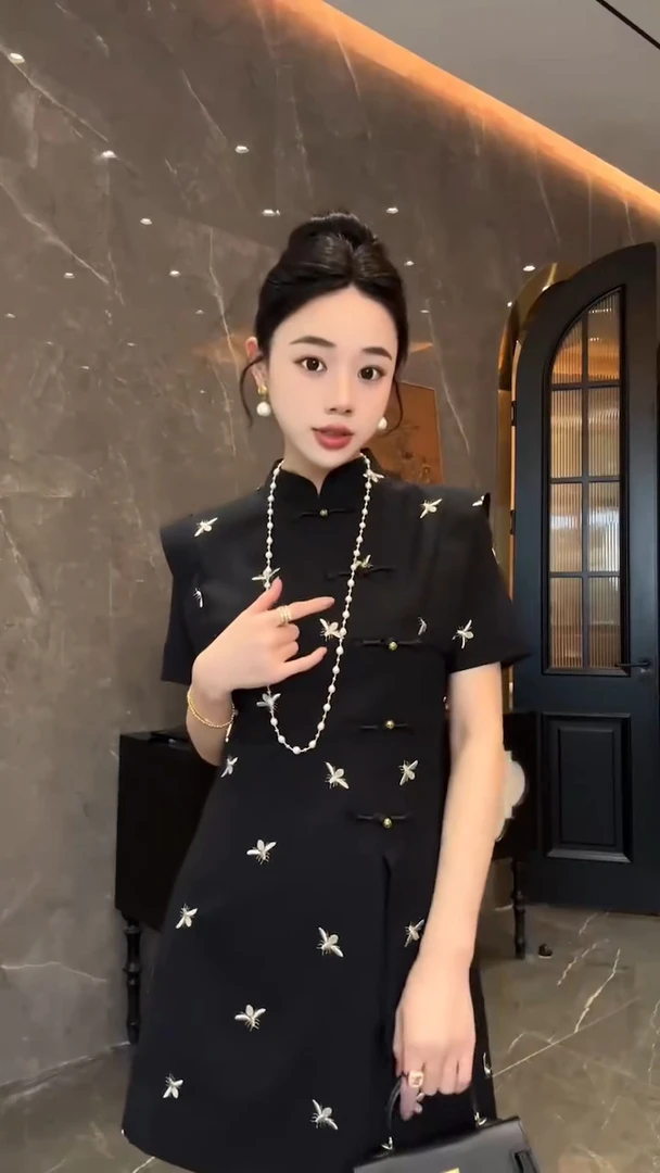新中式国风提花旗袍套装女盘扣上衣短裤时尚两件套