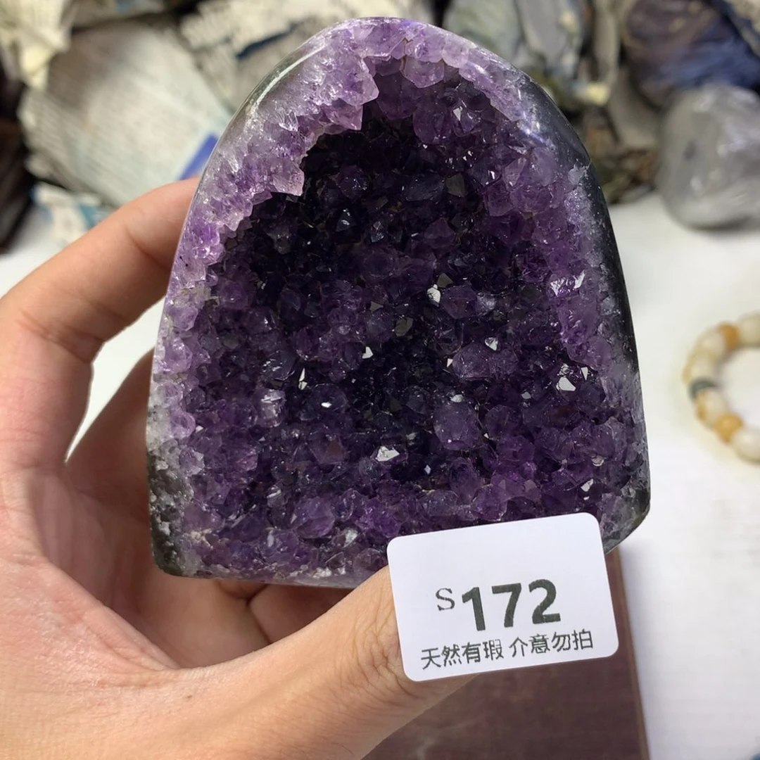 紫晶大型摆件（非配饰）未镶嵌