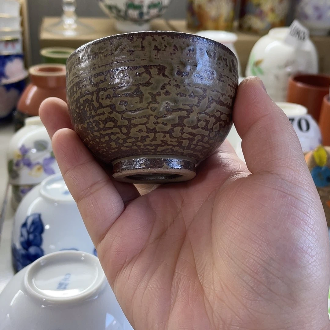 瓷片哈哈哈我在这一片混乱里活蹦乱