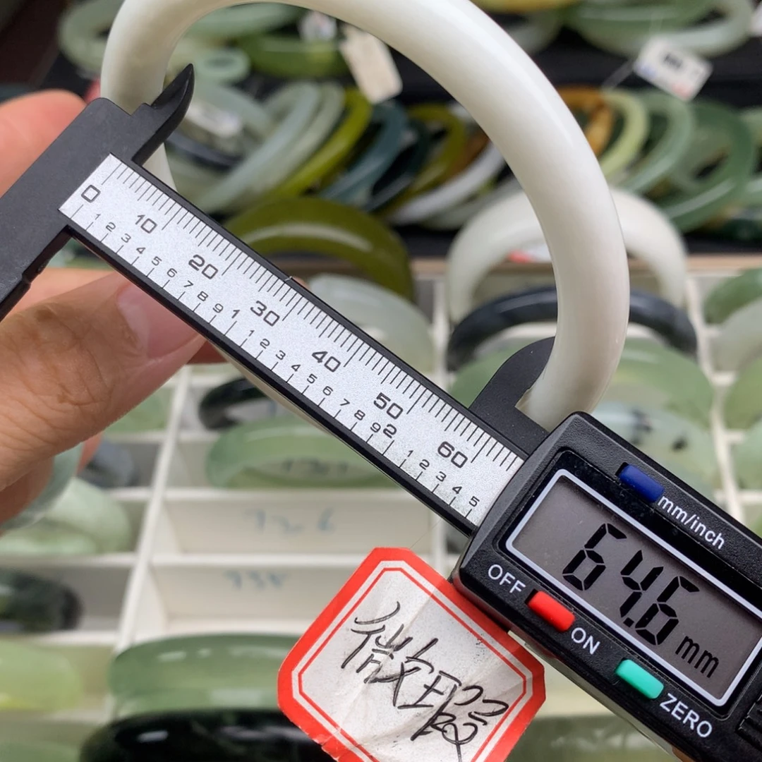 未镶嵌蛇纹石玉手镯735