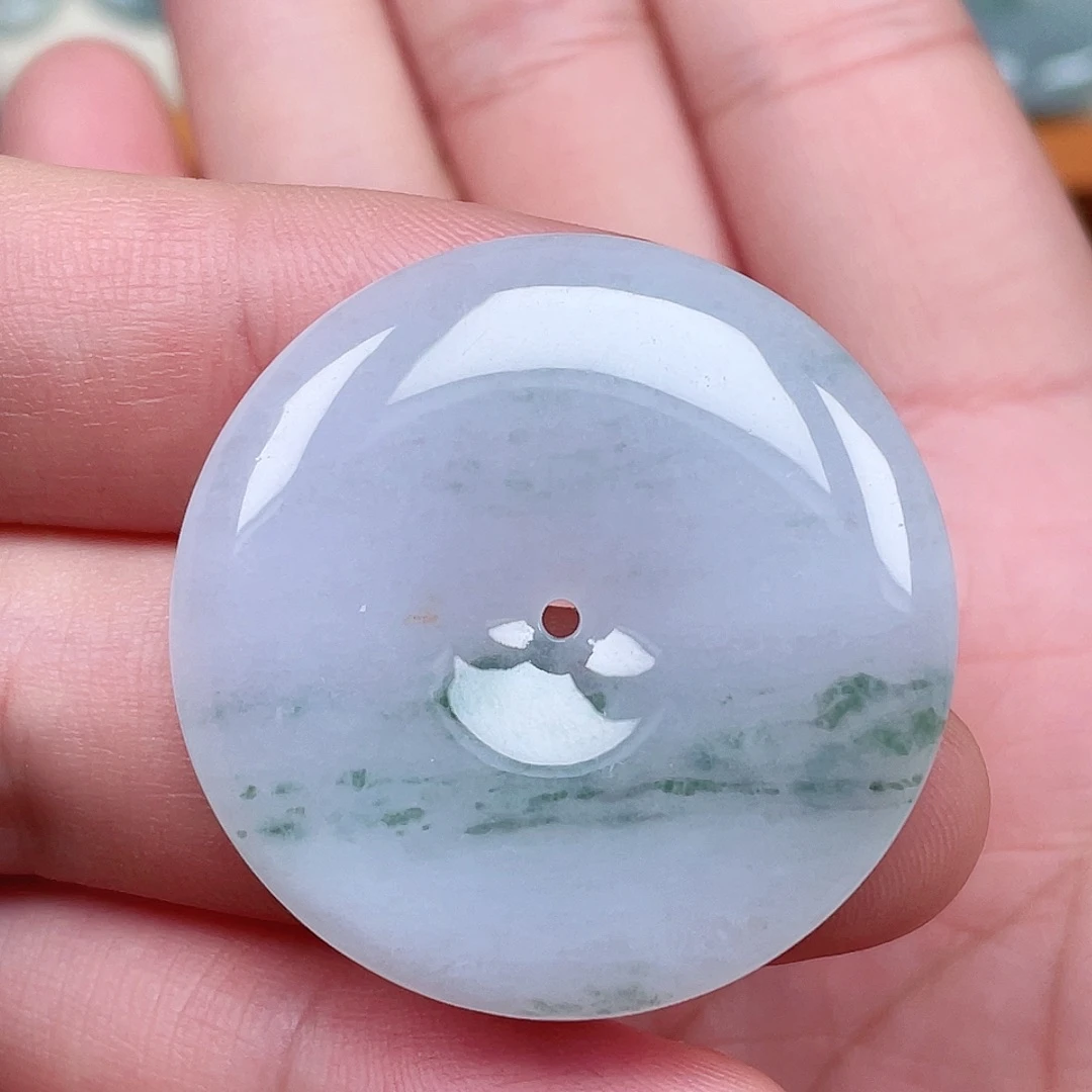 翡翠未镶嵌颈饰平安扣