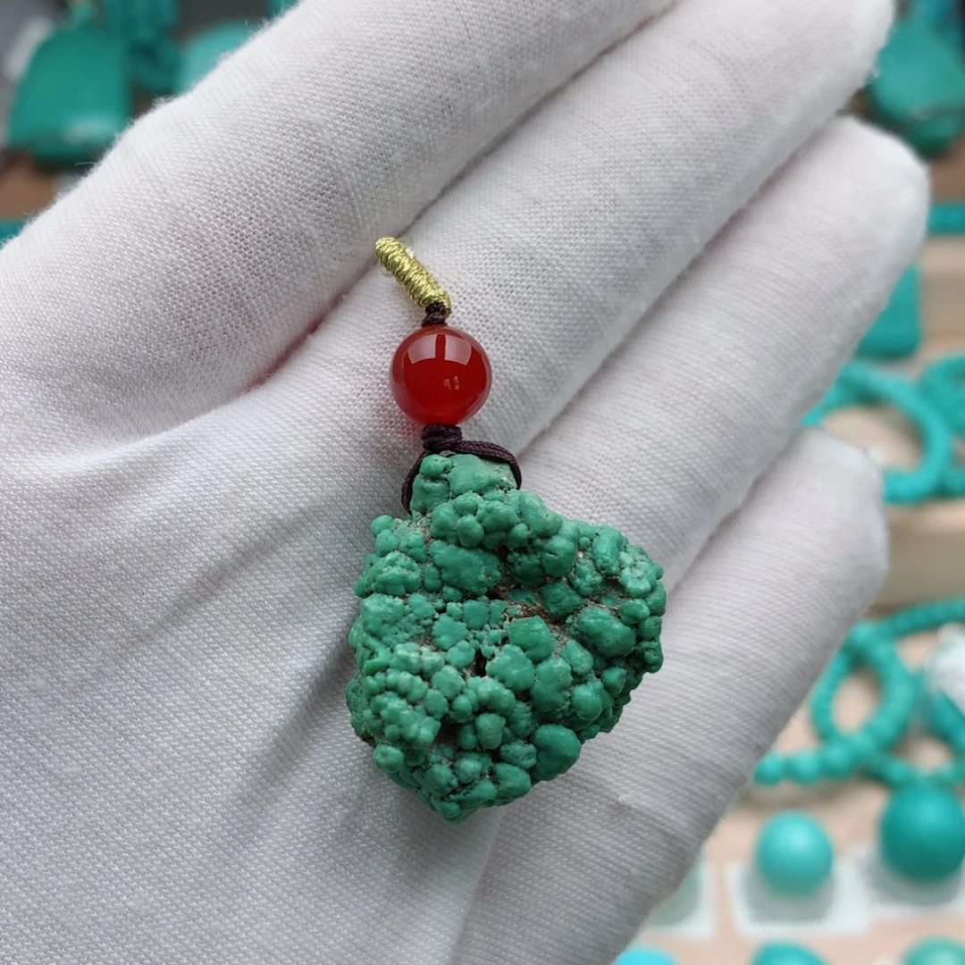 未镶嵌绿松石珠宝奇石