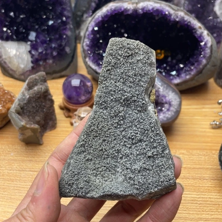 紫晶水晶摆件未镶嵌