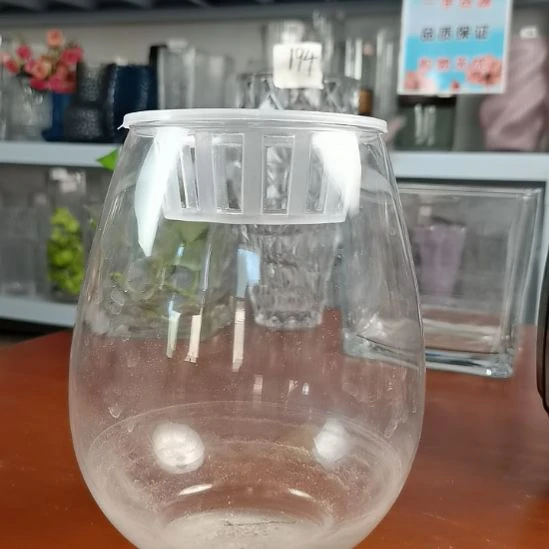 玻璃昌达玻璃花瓶福利品高17.5➕置物篮