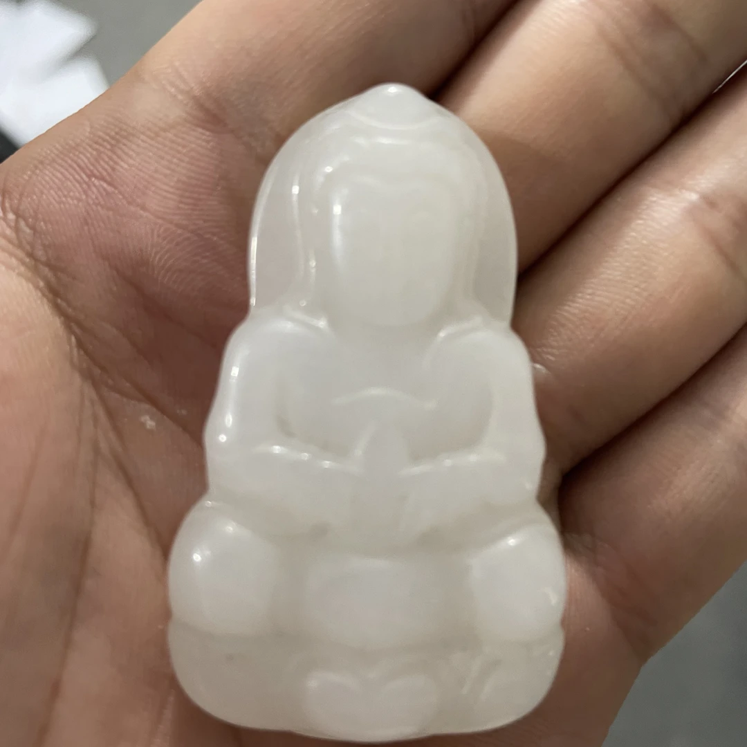 新疆天然白月光观音吊坠气质