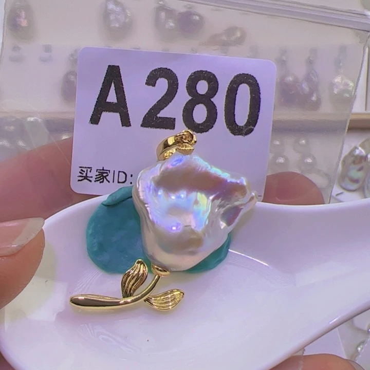 淡水珍珠颈饰合金