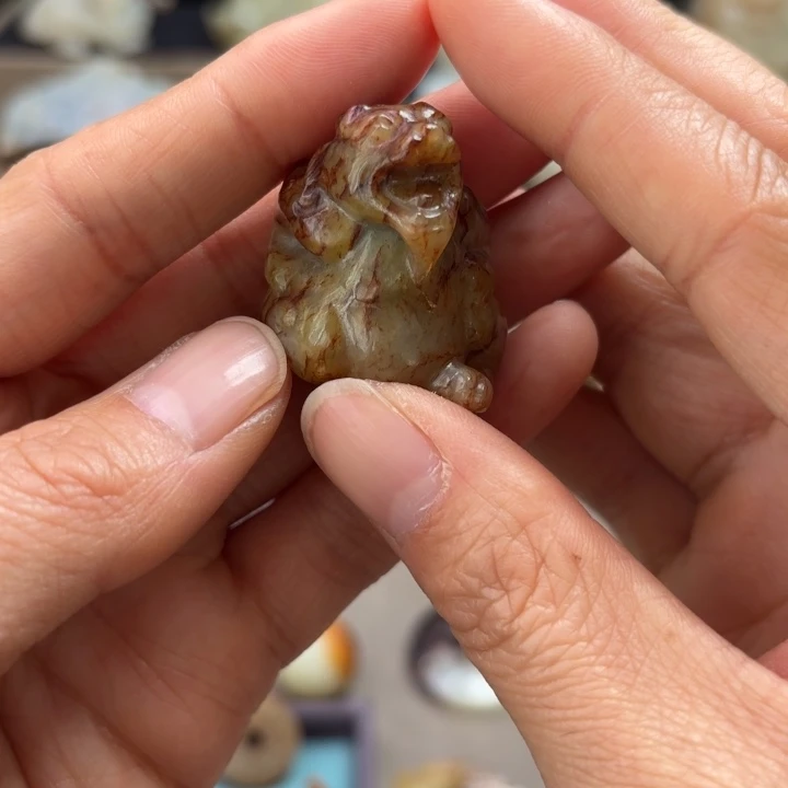 和田玉颈饰未镶嵌菜**子