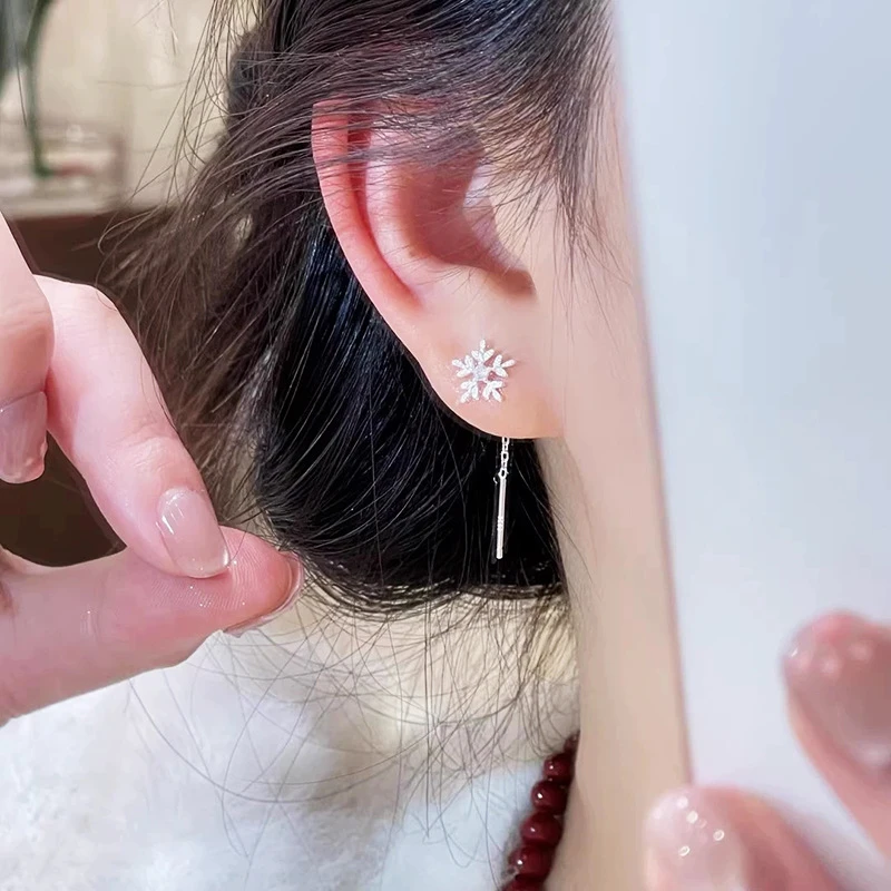 合金耳饰 冬季新款雪花流苏耳线养耳洞时尚耳环轻奢小众气质耳饰