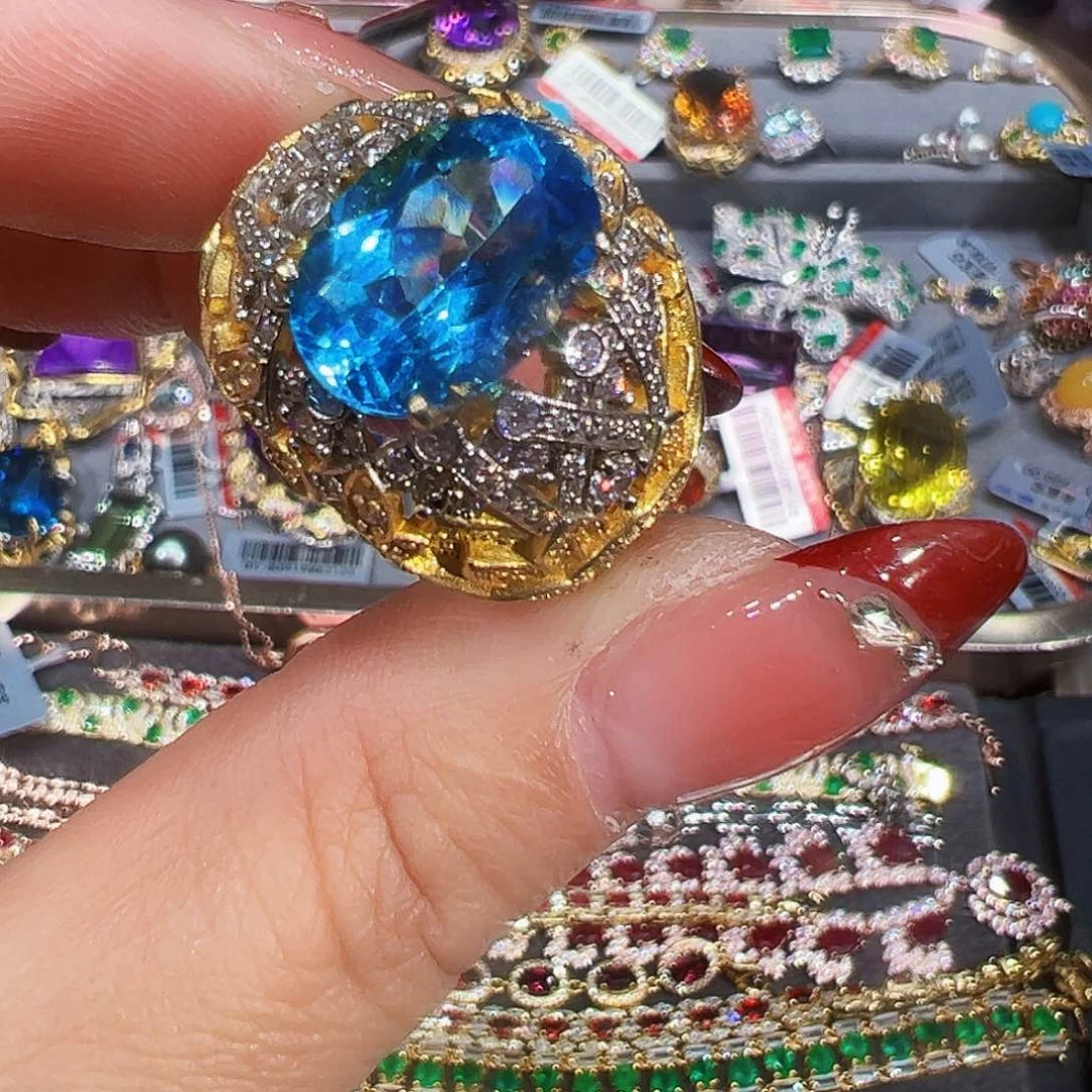 银S925镶嵌托帕石珠宝奇石