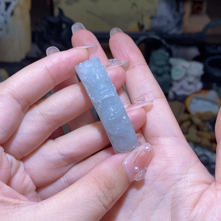 定制翡翠未镶嵌大**湖翡翠