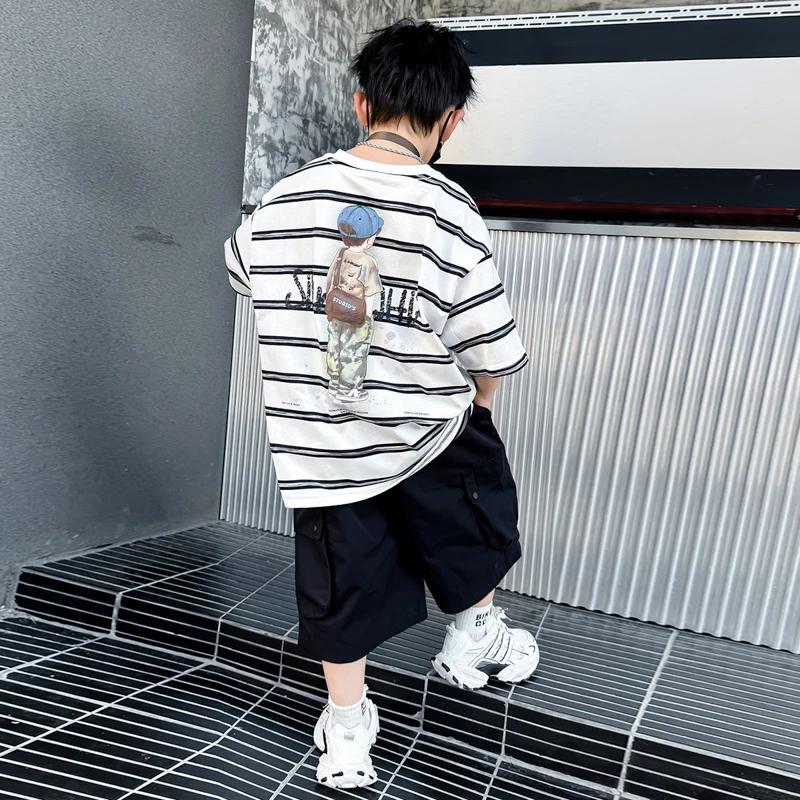 男童夏装短袖t恤套装男孩2025新款儿童夏季洋气半袖大童上衣潮牌