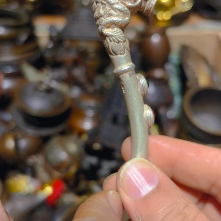 铜的。全清了。一件不留！不磨叽