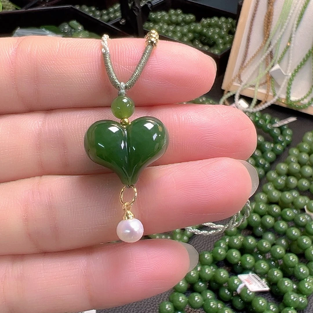 和田玉（碧玉）未镶嵌颈饰