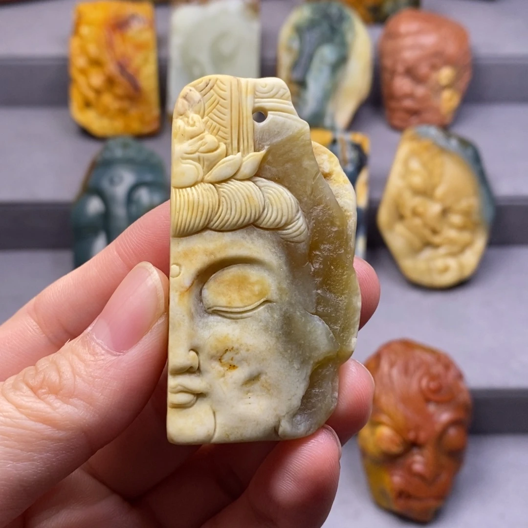 岫玉未镶嵌颈饰挂件