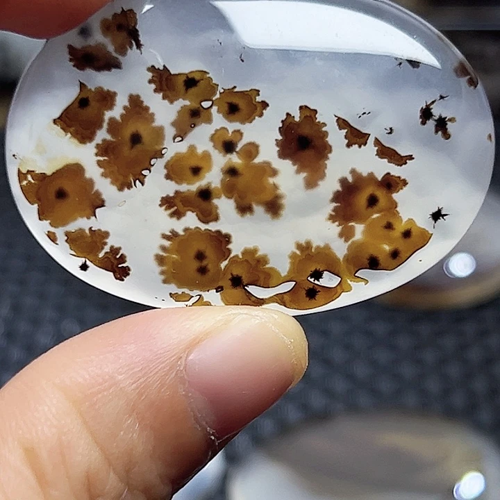 玛瑙/玉髓未镶嵌珠宝半成品