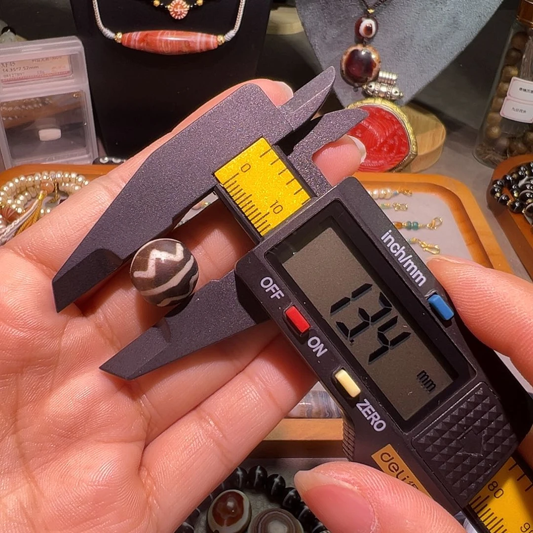 树脂制品邦提克佩珠