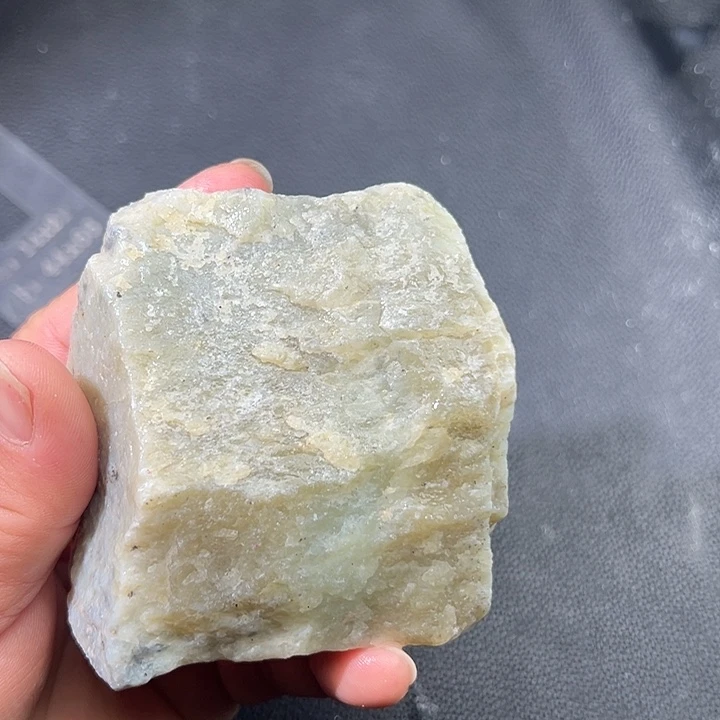 和田玉（糖玉）未镶嵌手镯