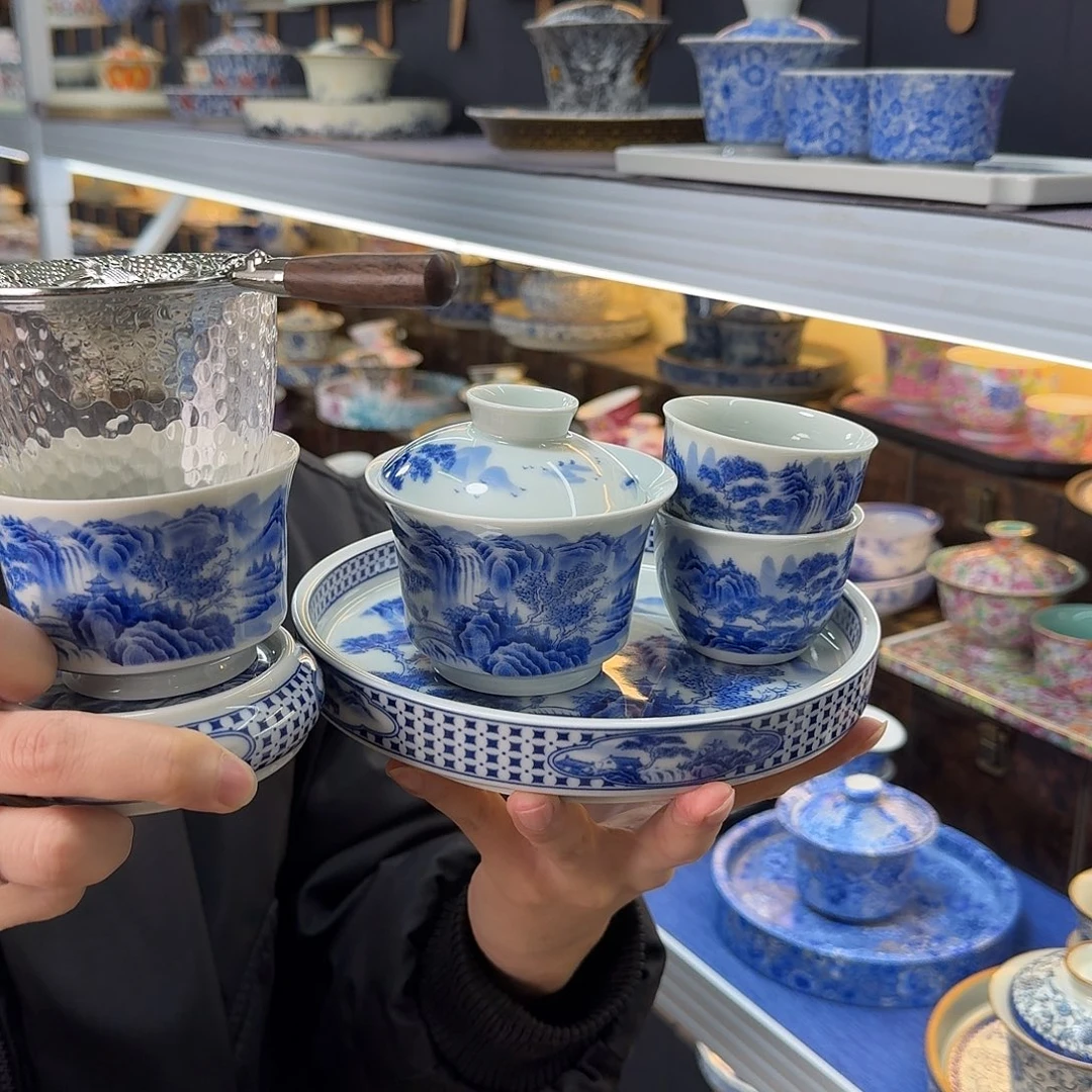 我们的目标是成为一个优秀的人