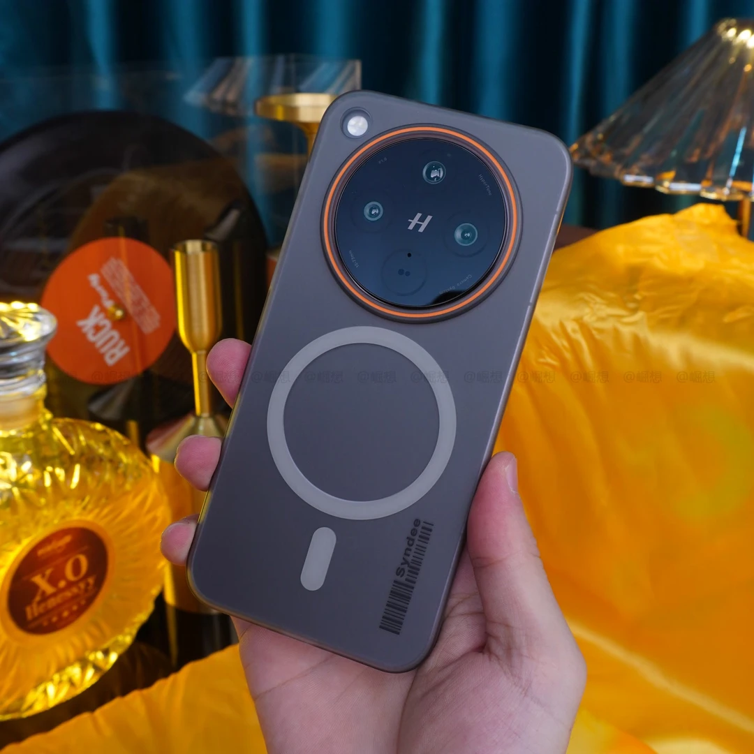 【高级感柔砂磁吸裸感壳】适用OPPO FindX8手机壳防摔防指纹