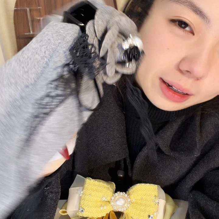 哈哈哈哈哈哈尴尬